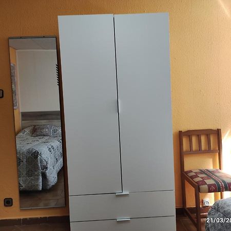 Acogedor Lägenhet Zaragoza Exteriör bild