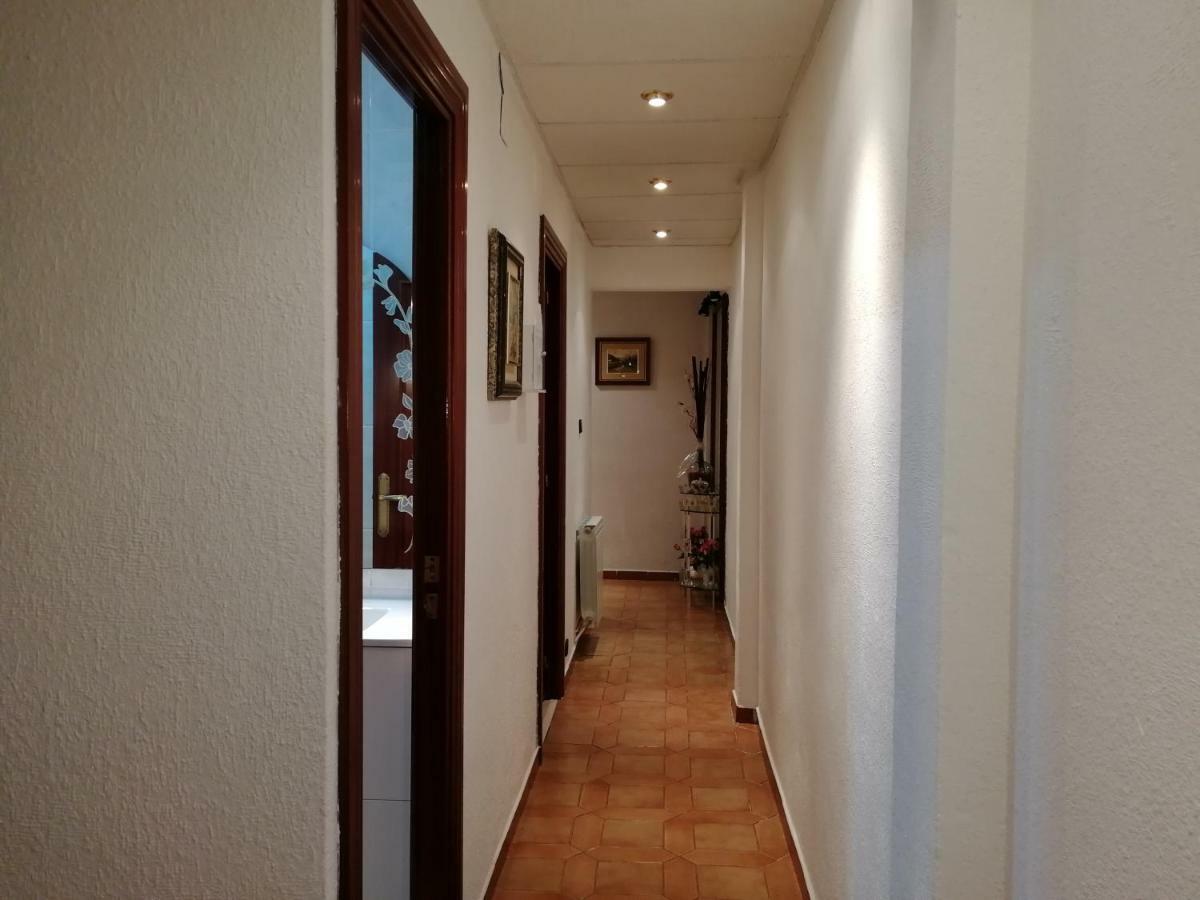 Acogedor Lägenhet Zaragoza Exteriör bild